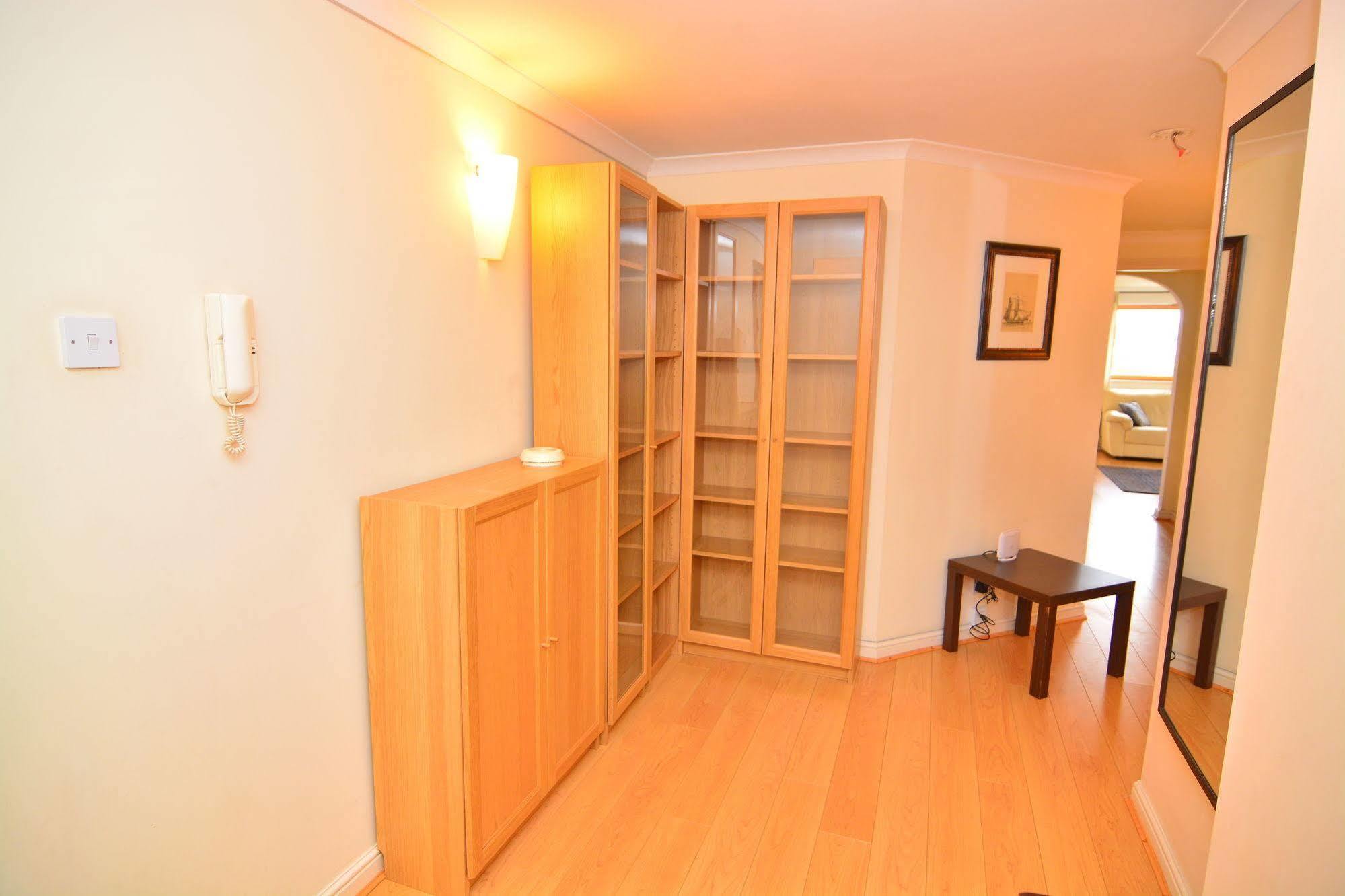 Apartment Wharf - Meridian Place باركنغ المظهر الخارجي الصورة